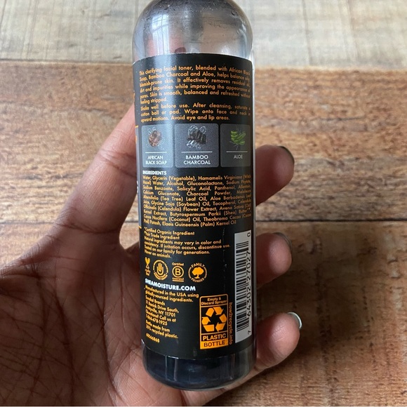 Shea Moisture Bamboo Charcoal Detoxifying Toner - Picture 2 of 7